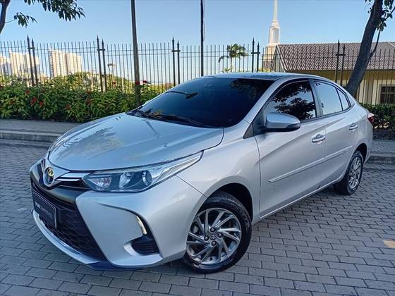 TOYOTA YARIS 1.5 16V FLEX XS CONNECT MULTIDRIVE TOYOTA YARIS 1.5 16V FLEX XS CONNECT MULTIDRIVE